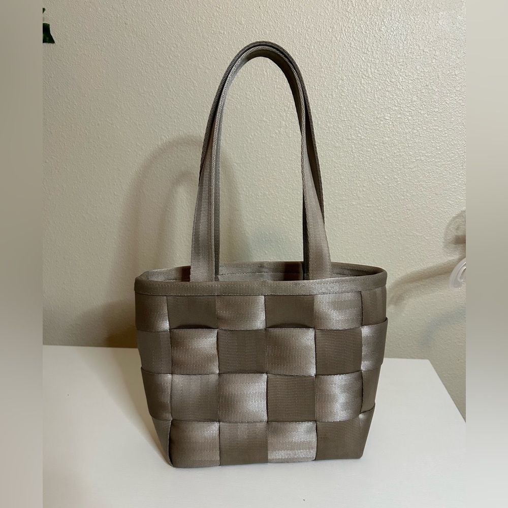 Harveys Seatbelt Handbag Tan Beige Woven Medium Tote Bag Purse - Picture 2 of 5